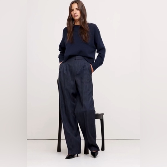 BANANA REPUBLIC RELAXED WIDE-LEG ITALIAN WOOL PANT - Picture 7 of 12